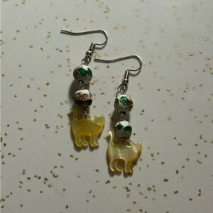 Mother of Pearl Cat Earrings